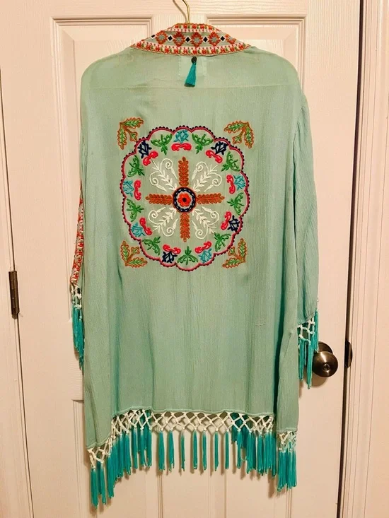✨ Z&L Europe Embroidered Boho Kimono Cardigan – Fringe Tassel Detail ✨ - Picture 7 of 14